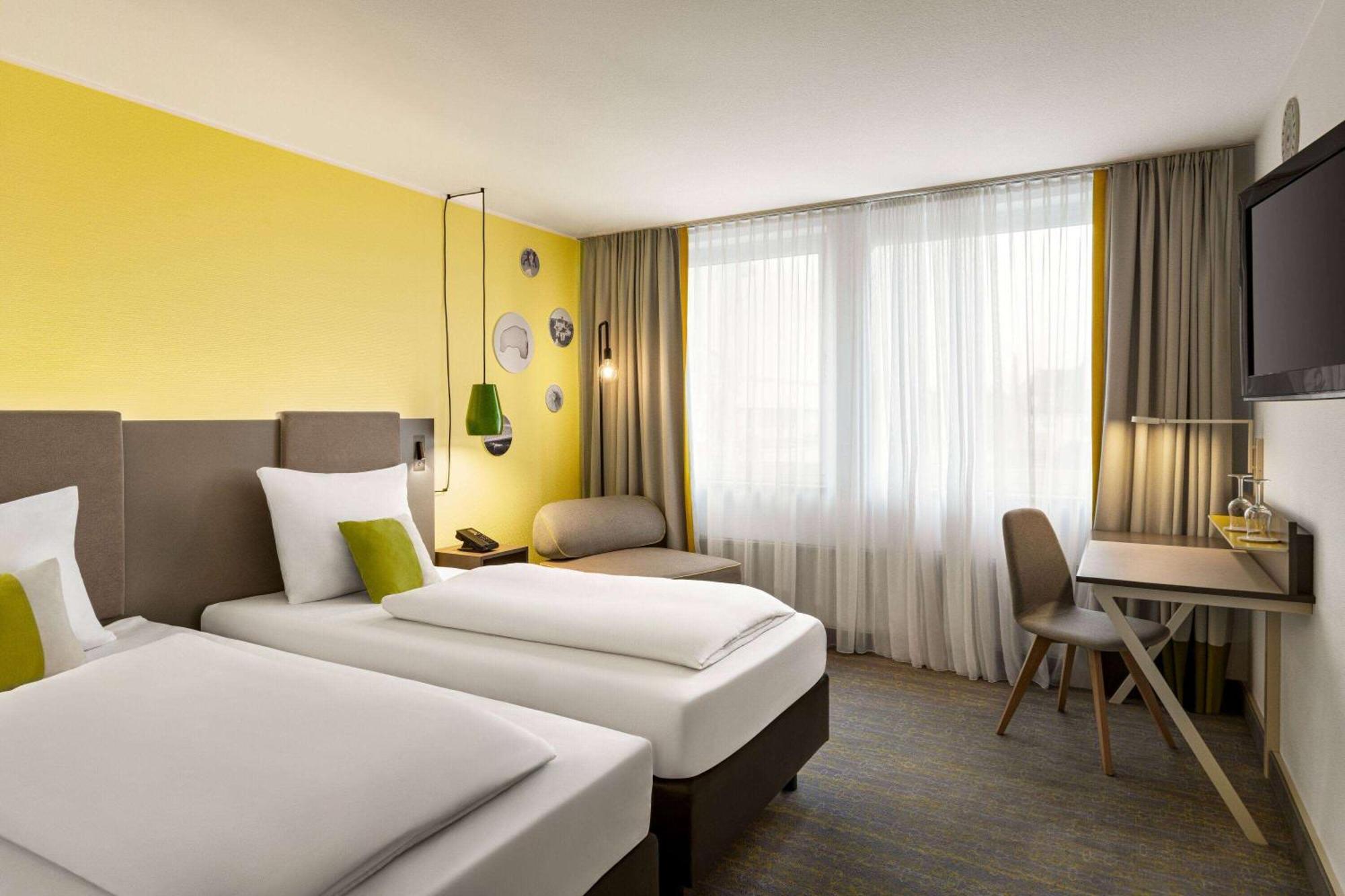 Vienna House Easy By Wyndham Guenzburg Hotel Luaran gambar