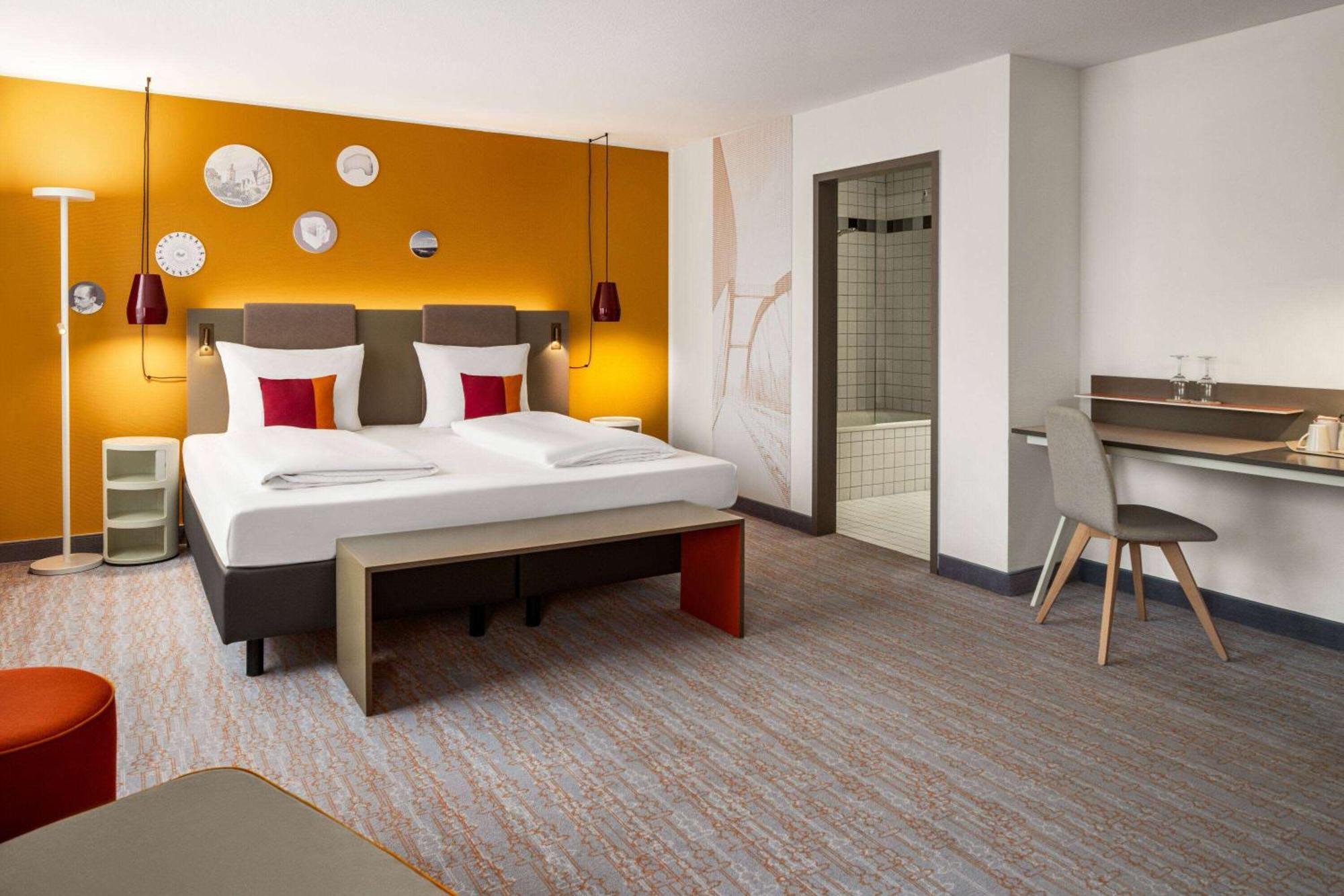 Vienna House Easy By Wyndham Guenzburg Hotel Luaran gambar
