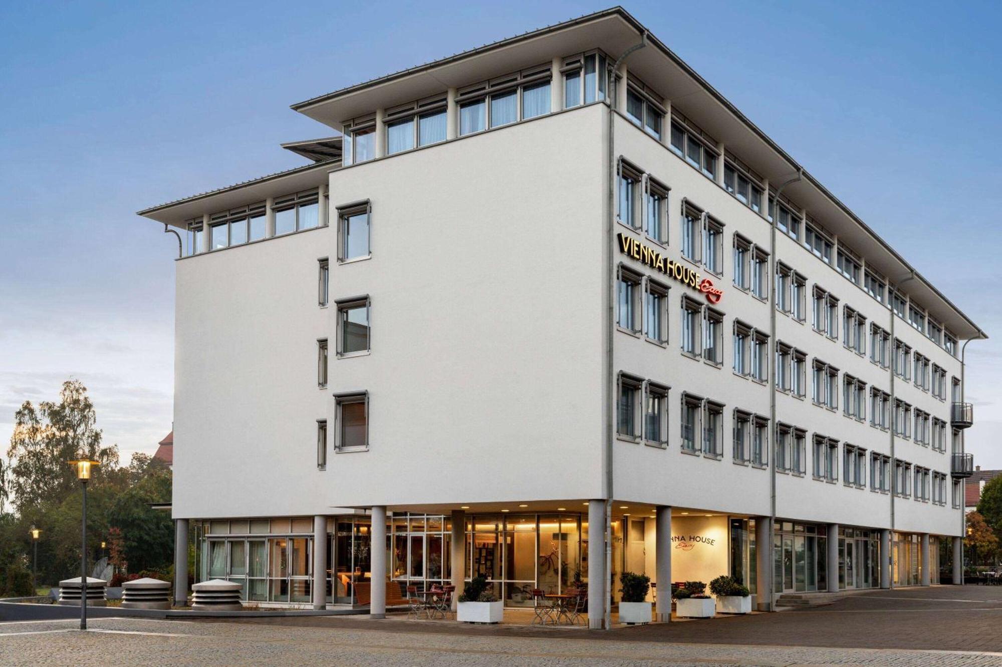 Vienna House Easy By Wyndham Guenzburg Hotel Luaran gambar